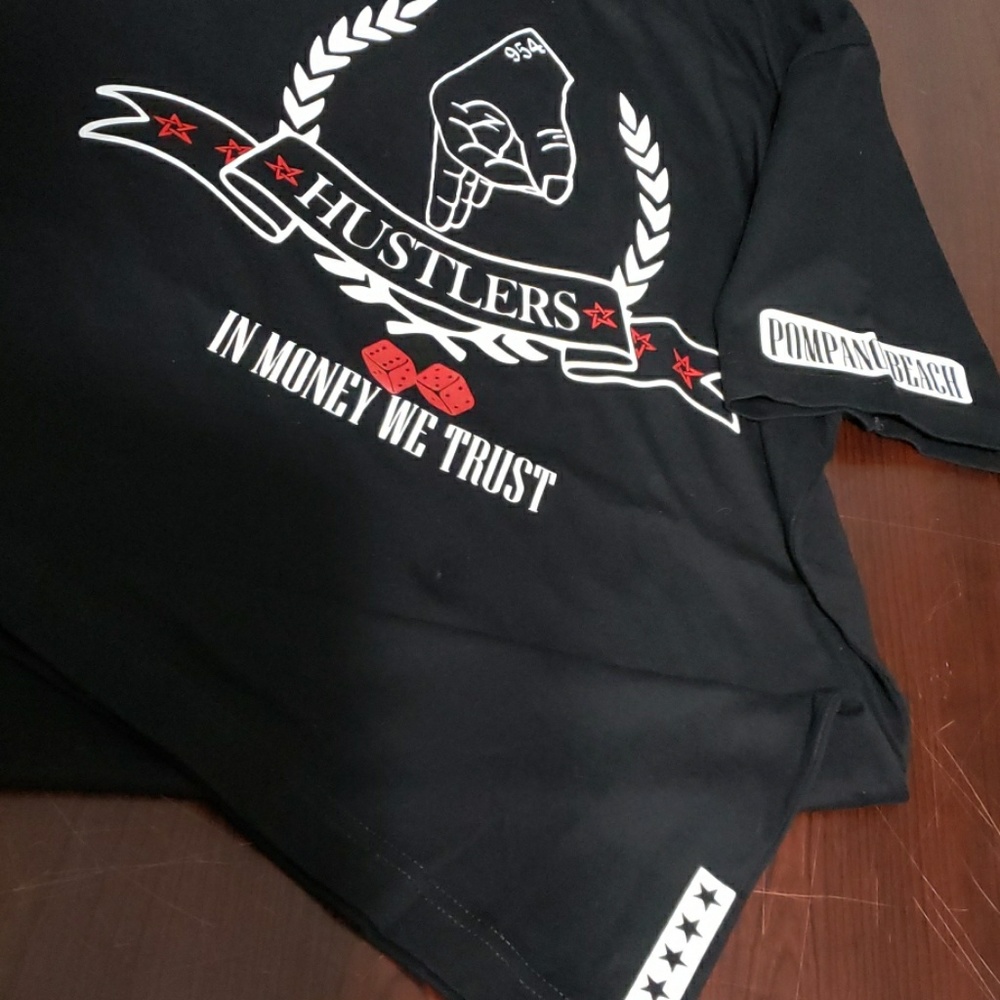 T-shirts - Picture 2 of 2